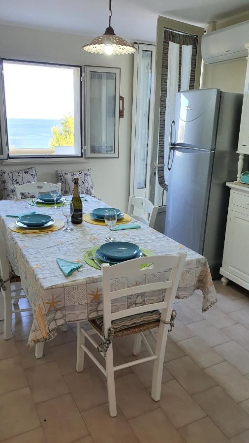 Casa Vacanze "Il Carrubo" Gagliano del Capo Ngoại thất bức ảnh