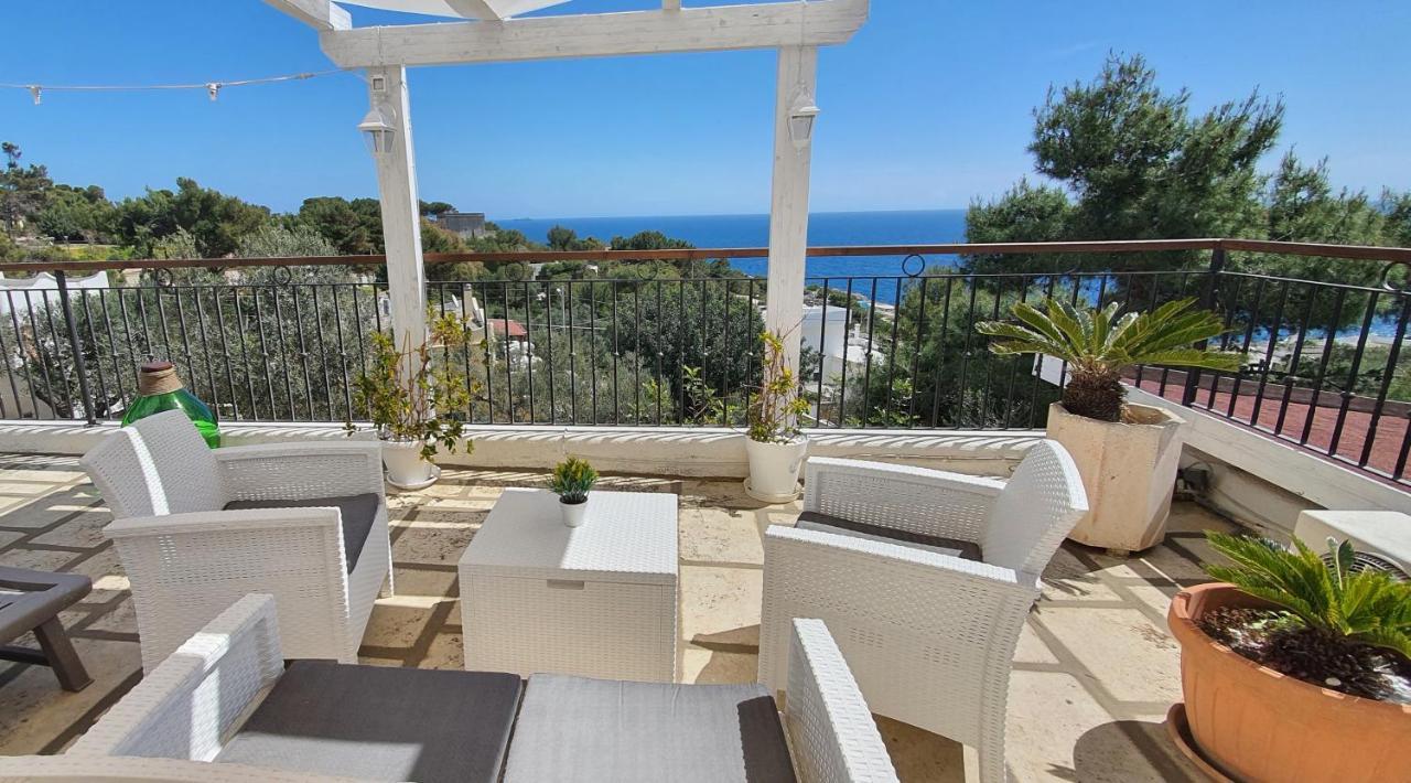 Casa Vacanze "Il Carrubo" Gagliano del Capo Ngoại thất bức ảnh