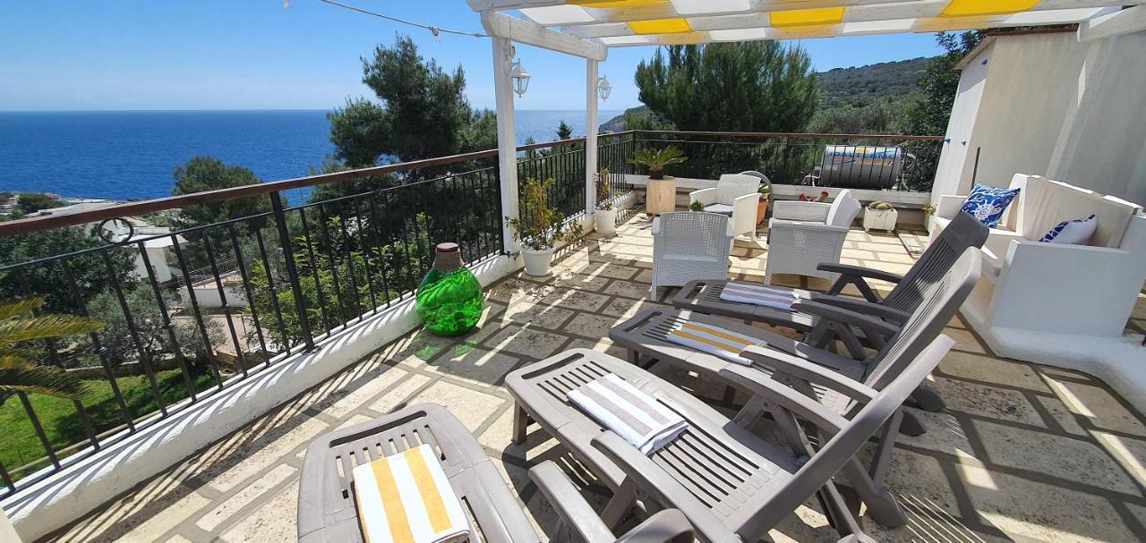 Casa Vacanze "Il Carrubo" Gagliano del Capo Ngoại thất bức ảnh