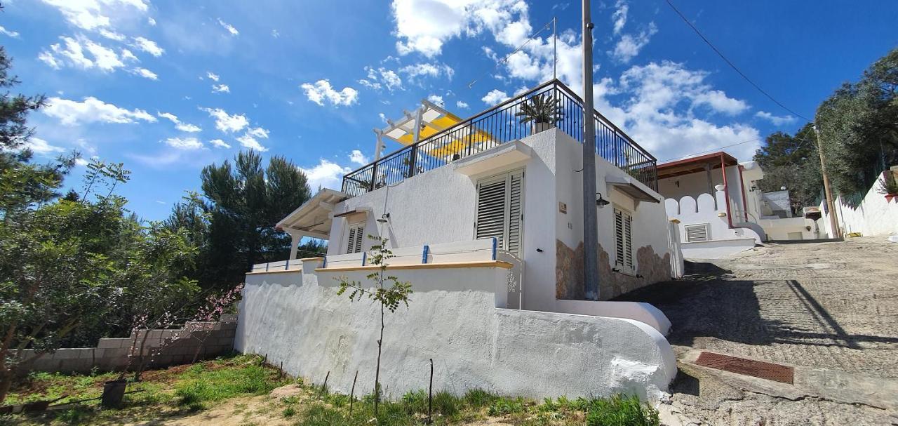 Casa Vacanze "Il Carrubo" Gagliano del Capo Ngoại thất bức ảnh