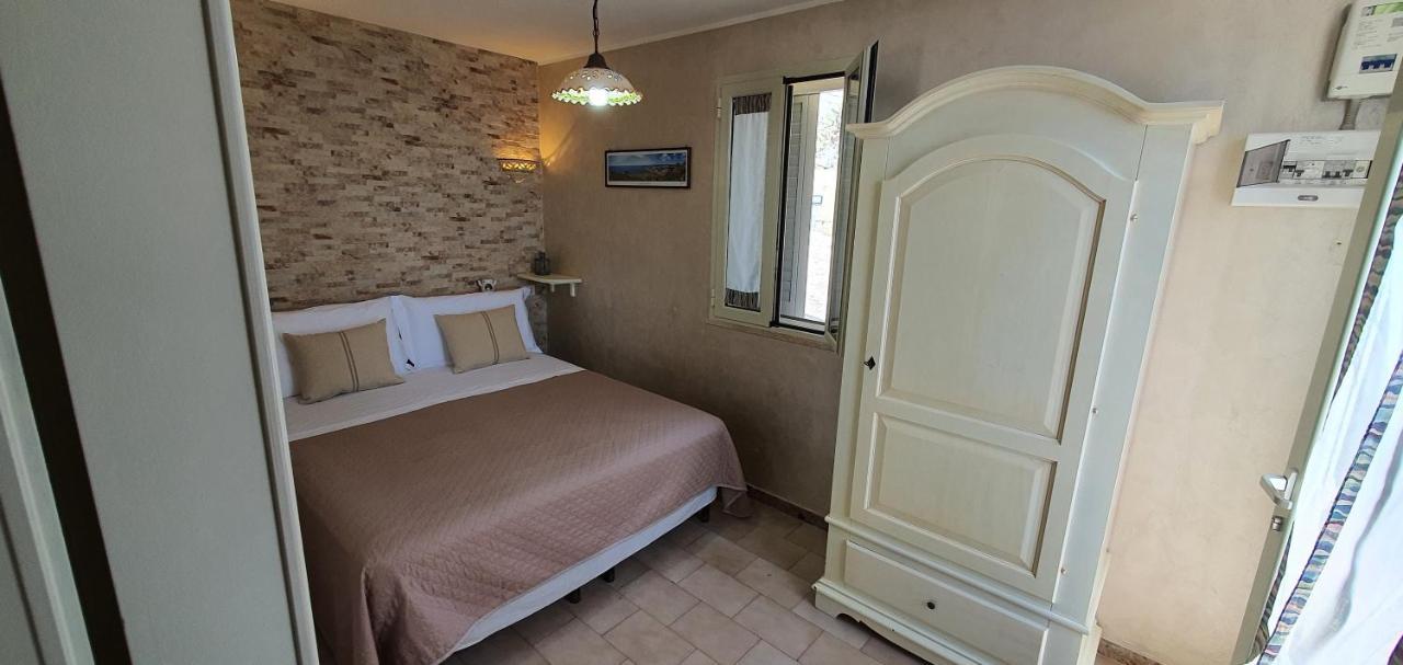 Casa Vacanze "Il Carrubo" Gagliano del Capo Ngoại thất bức ảnh