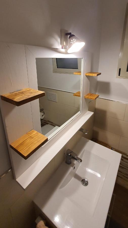 Casa Vacanze "Il Carrubo" Gagliano del Capo Ngoại thất bức ảnh